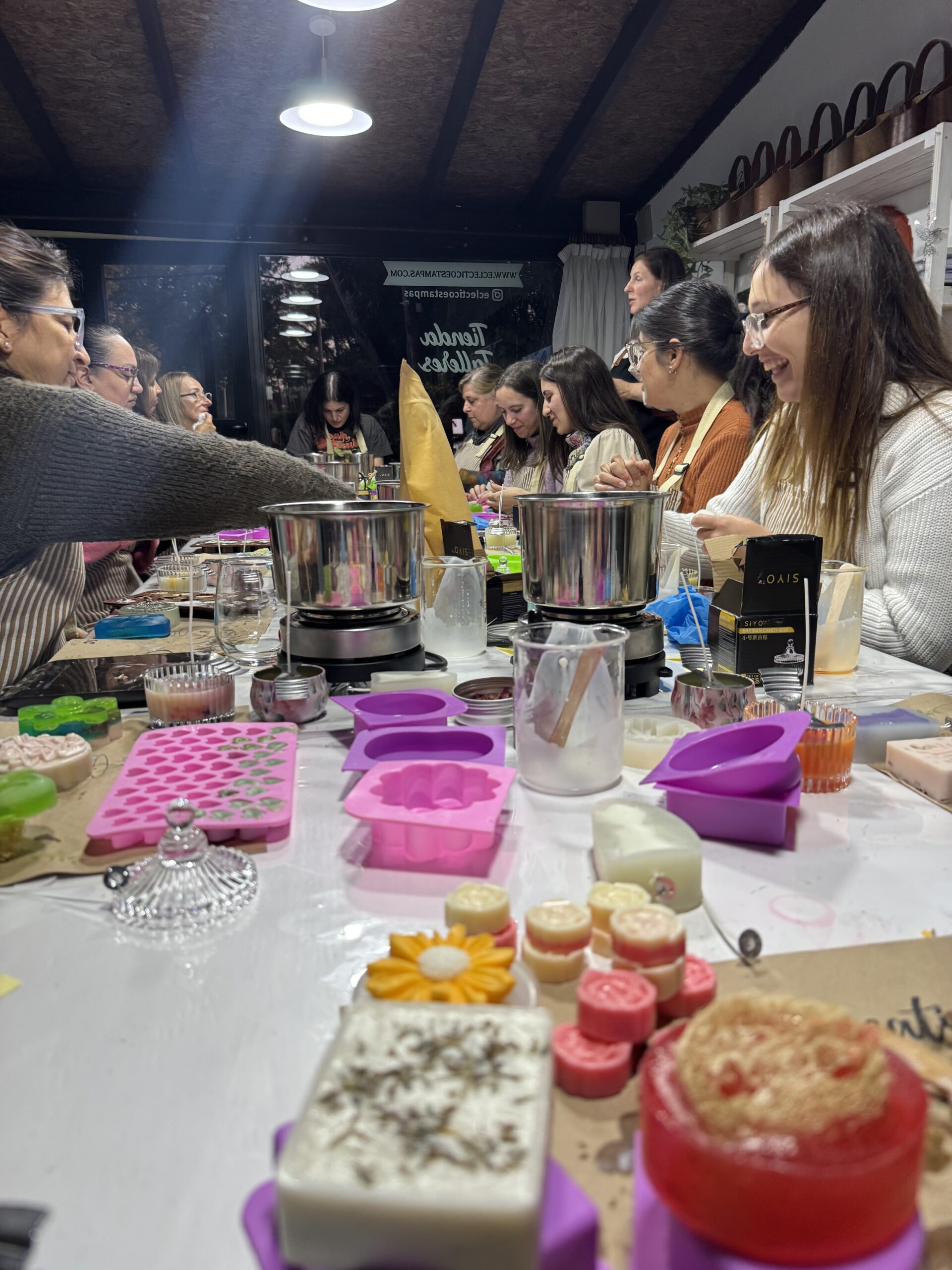 Foto de taller de cosmética 4